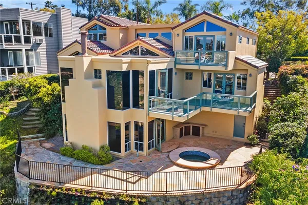 $3,850,000 | 2210 Temple Hills Drive, Laguna Beach, CA 92651