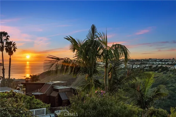 $3,850,000 | 2210 Temple Hills Drive, Laguna Beach, CA 92651