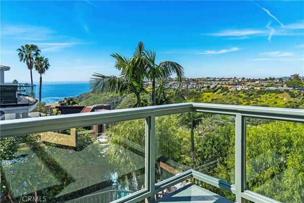 $3,850,000 | 2210 Temple Hills Drive, Laguna Beach, CA 92651