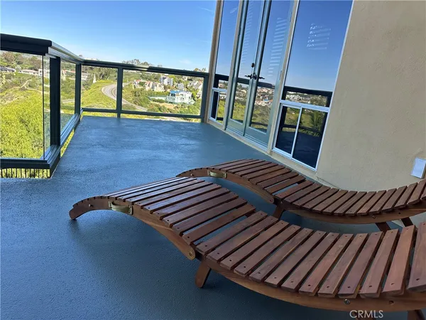 $3,850,000 | 2210 Temple Hills Drive, Laguna Beach, CA 92651