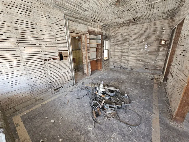 $99,900 | 67-69 East Quincy Street, North Adams, MA 01247