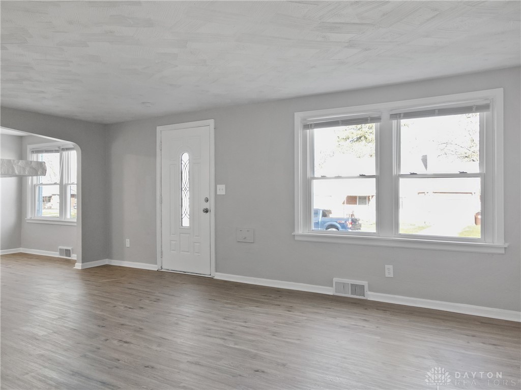 2717 Rugby Road Dayton, OH 45406 - Photo 21 of 36 Gallery Image 21