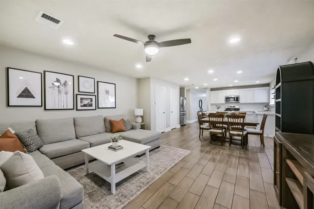 $255,000 | 17131 Dorsal Way, Crosby, TX 77532