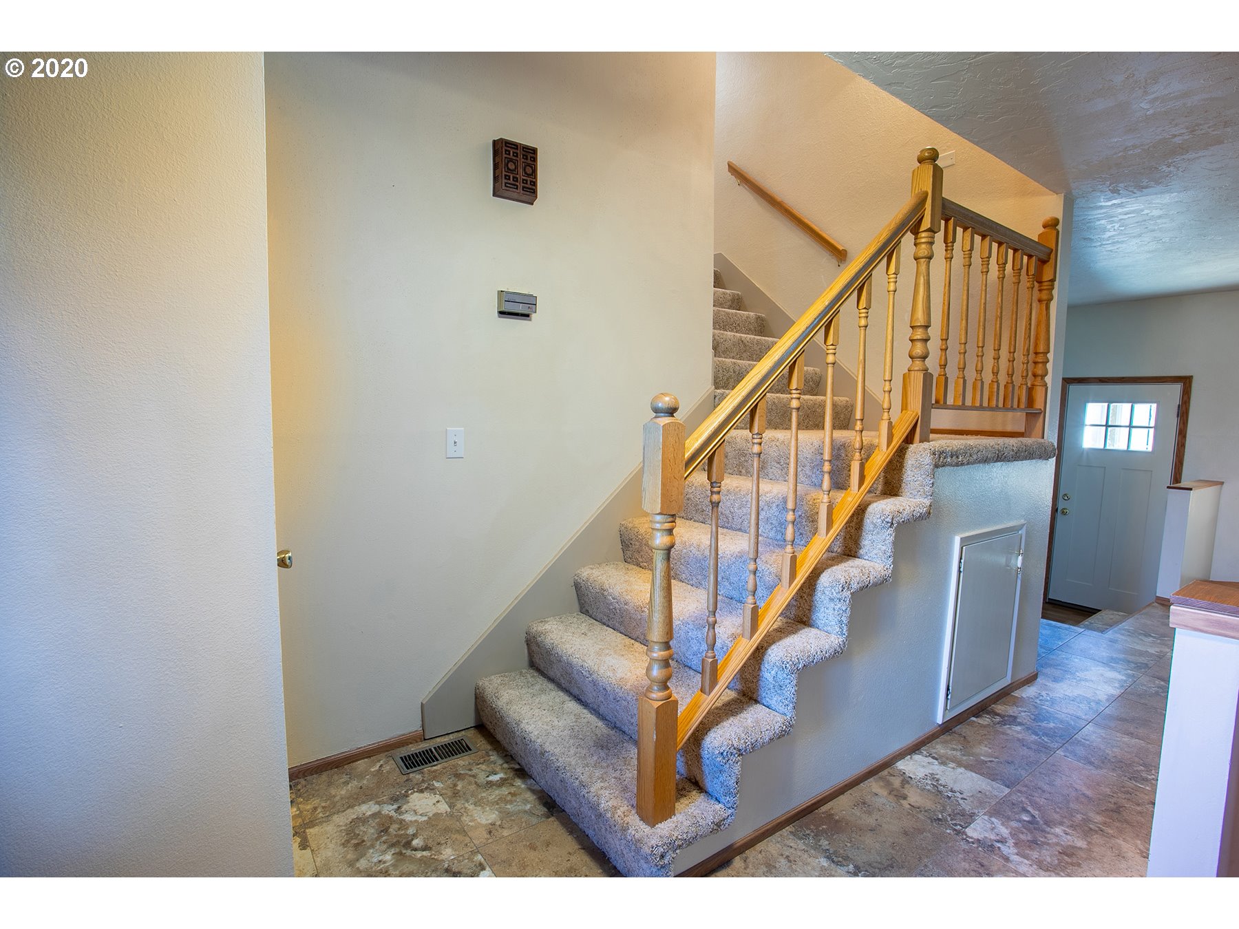 549 South 68th Place Springfield, OR 97478 - Photo 14 of 32 Gallery Image 14