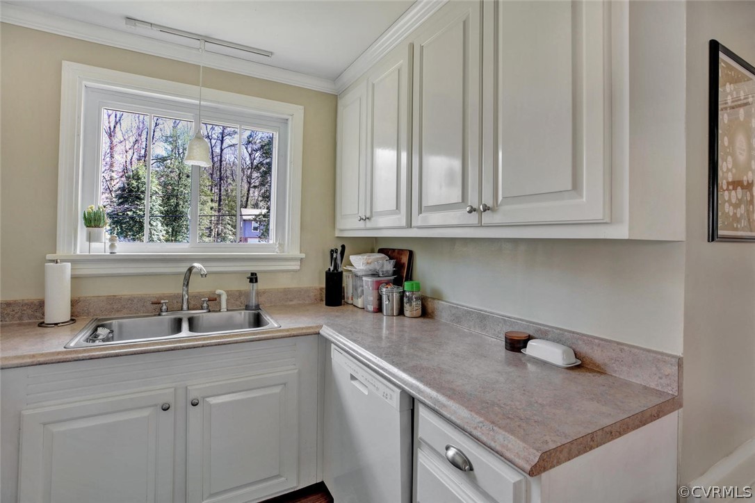 4050 Wakefield Road Richmond, VA 23235 - Photo 9 of 22