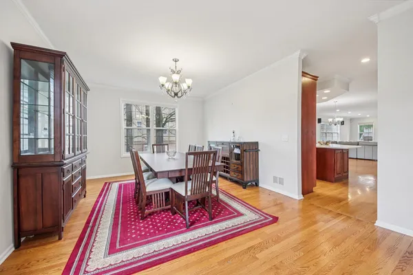 $875,000 | 1967 North Meryls Terrace, Palatine, IL 60074