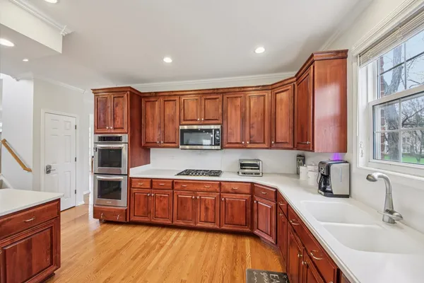 $875,000 | 1967 North Meryls Terrace, Palatine, IL 60074