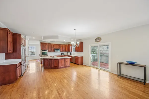 $875,000 | 1967 North Meryls Terrace, Palatine, IL 60074