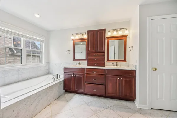 $875,000 | 1967 North Meryls Terrace, Palatine, IL 60074