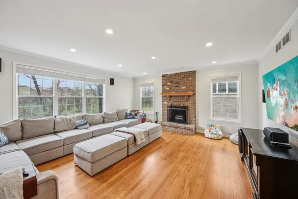 $875,000 | 1967 North Meryls Terrace, Palatine, IL 60074