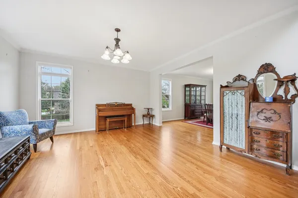 $875,000 | 1967 North Meryls Terrace, Palatine, IL 60074
