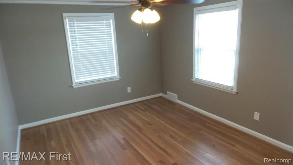 1660 Littlestone Road Grosse Pointe, MI 48236 - Photo 23 of 29