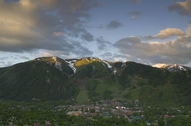 209 Hunter Creek Road, Unit RD Aspen, CO 81612 - Photo 4 of 9 Additional Photo