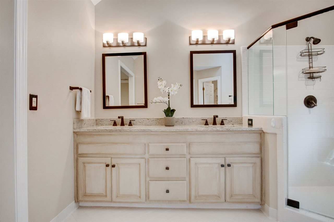 7804 Sandy Bottom Way Raleigh, NC 27613 - Photo 20 of 30 Double Vanity