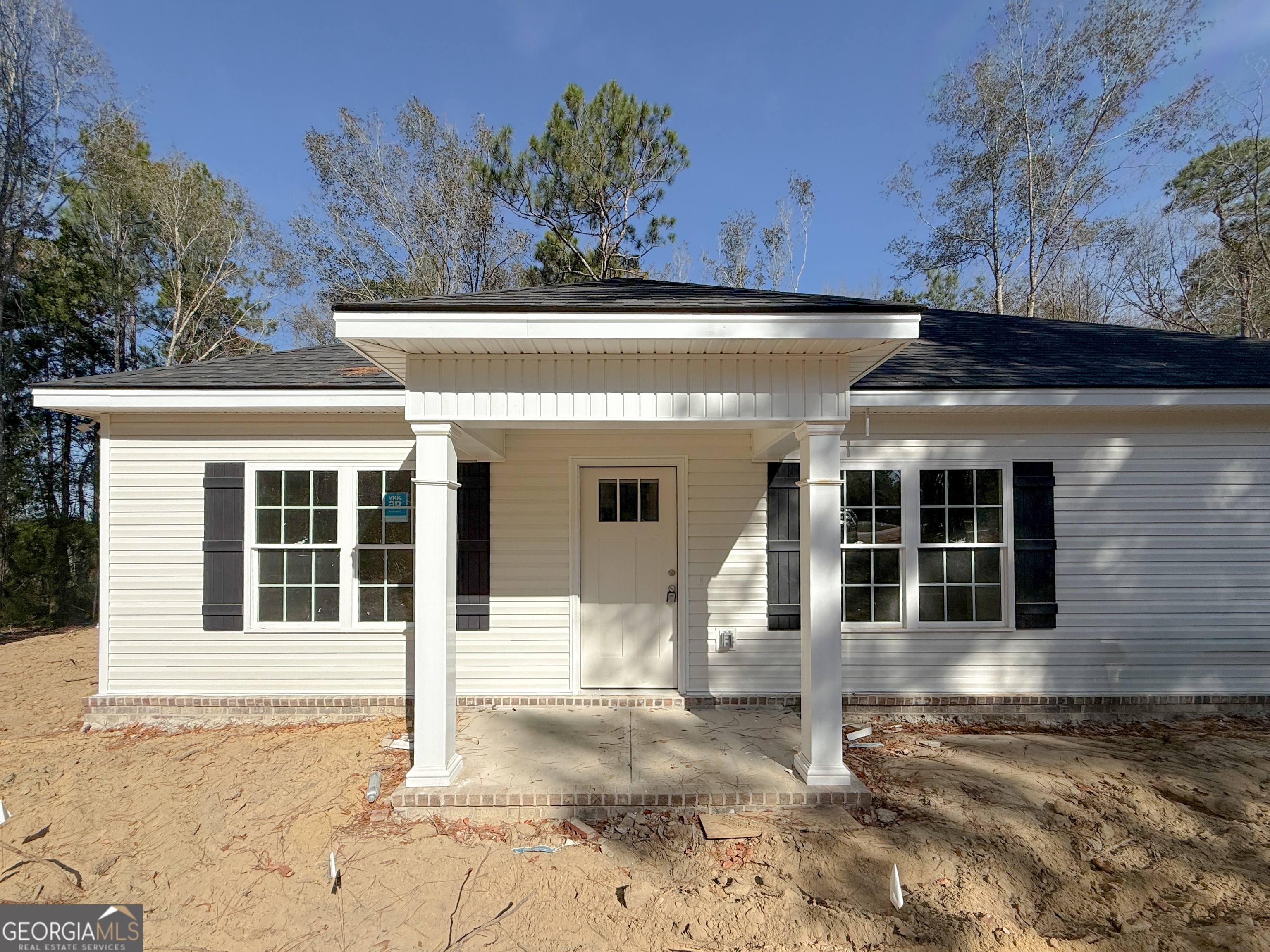 3156 Sterling Road Claxton, GA 30417 - Photo 2 of 22 front view of a house