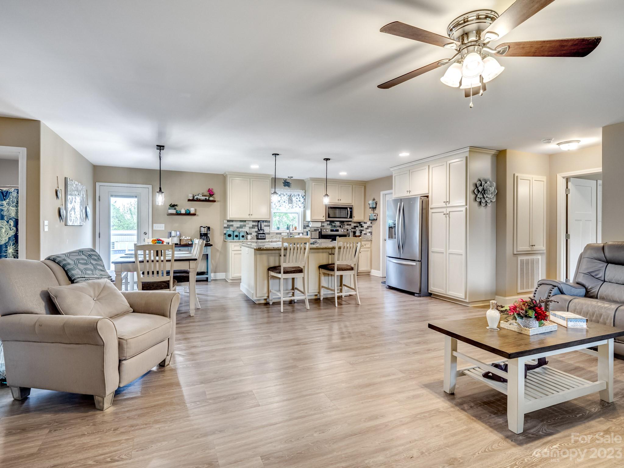 3939 Ritchie Road Lincolnton, NC 28092 - Photo 4 of 26 Gallery Image 4