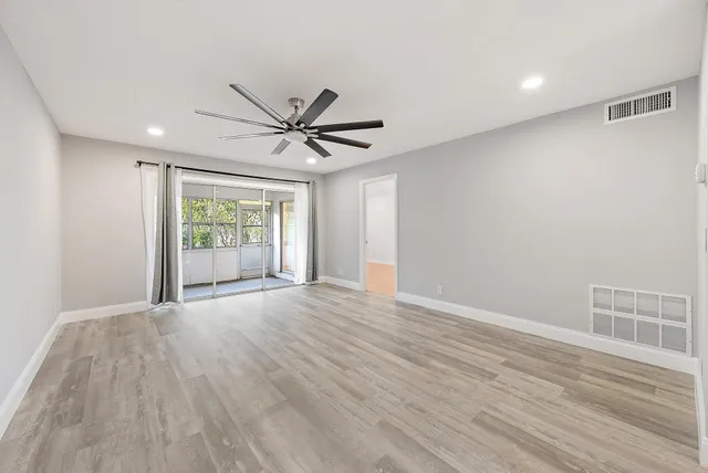 $169,000 | 292 Cape Cod Circle, Unit B, Lake Worth, FL 33467