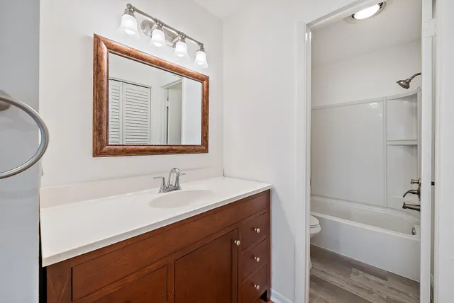 $169,000 | 292 Cape Cod Circle, Unit B, Lake Worth, FL 33467