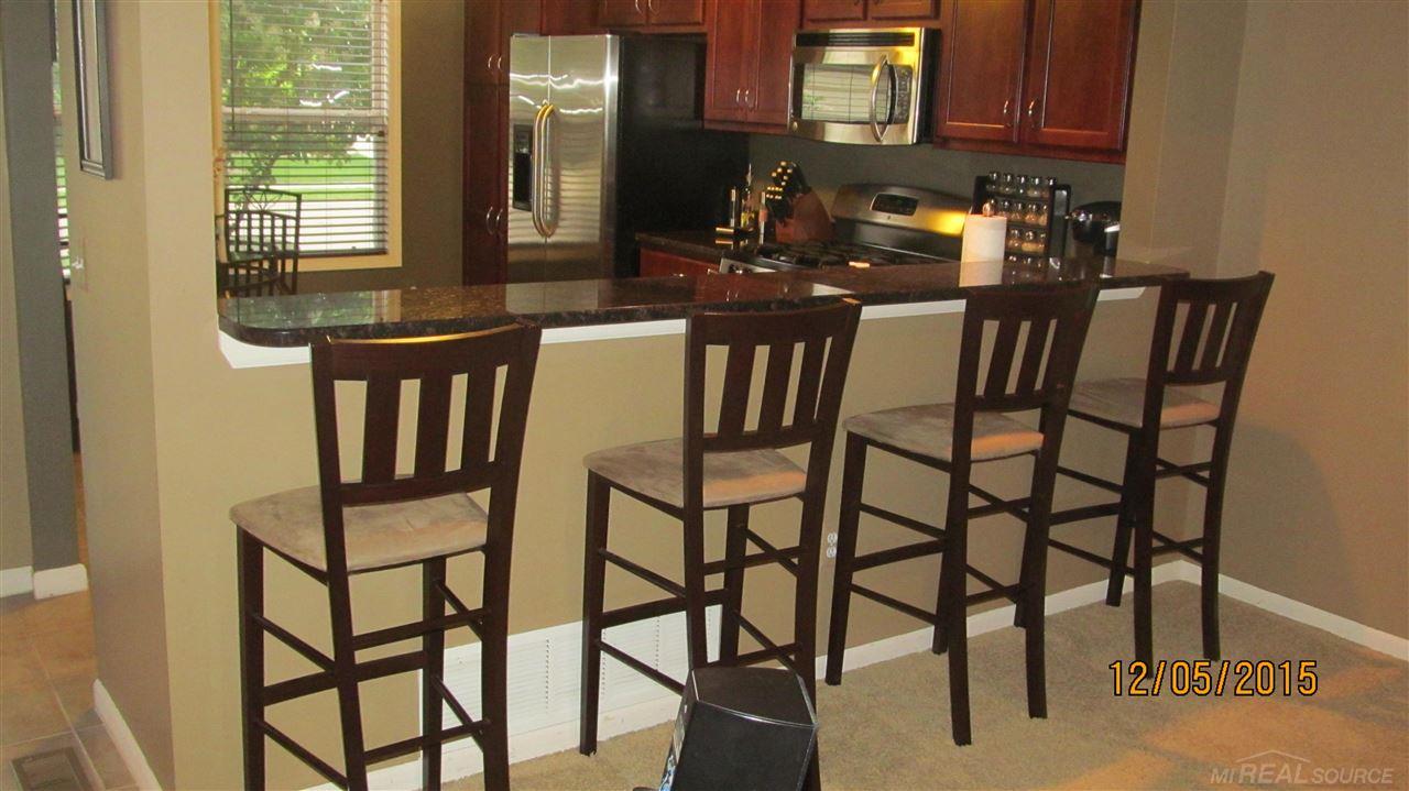 45633 Rathmore Drive Macomb, MI 48044 - Photo 9 of 35 31243016-8.JPG