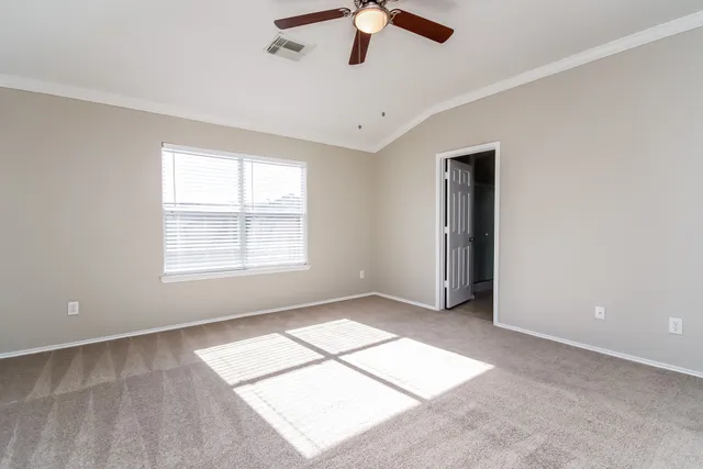 $2,005 | 12902 Trail Hollow Court, Pearland, TX 77584