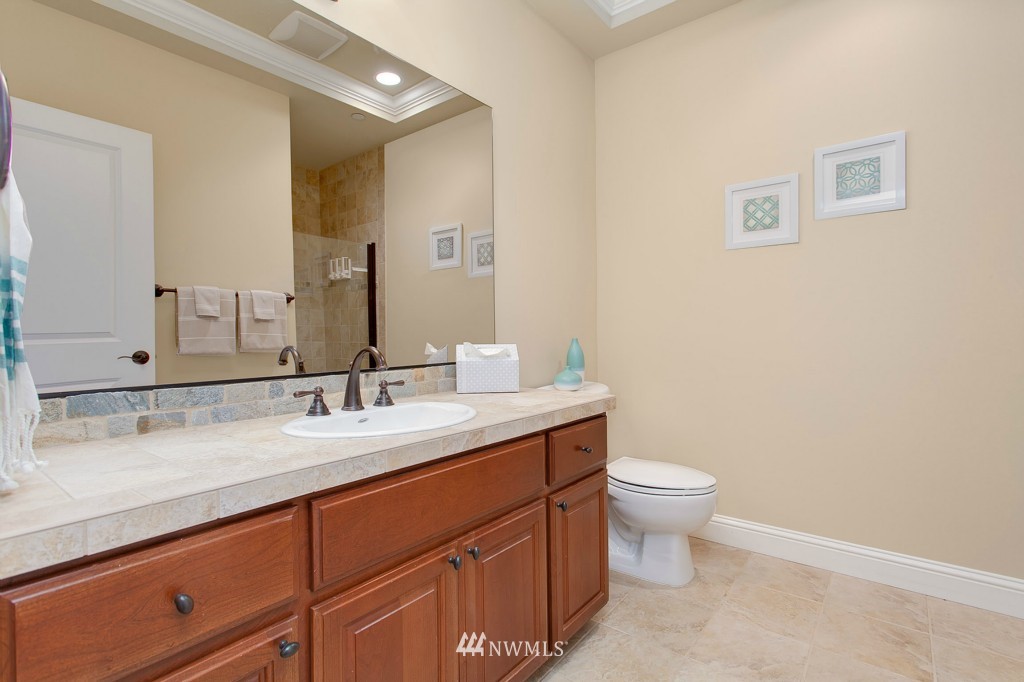 23435 35th Avenue Southeast Bothell, WA 98021 - Photo 12 of 24