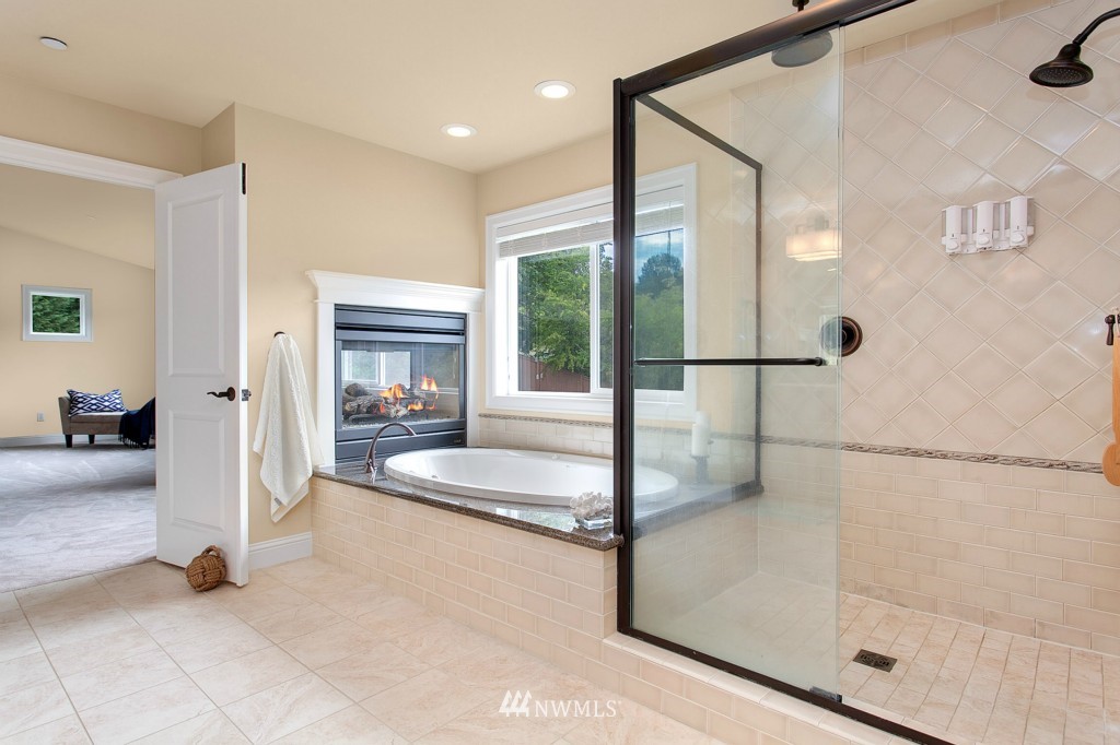 23435 35th Avenue Southeast Bothell, WA 98021 - Photo 14 of 24