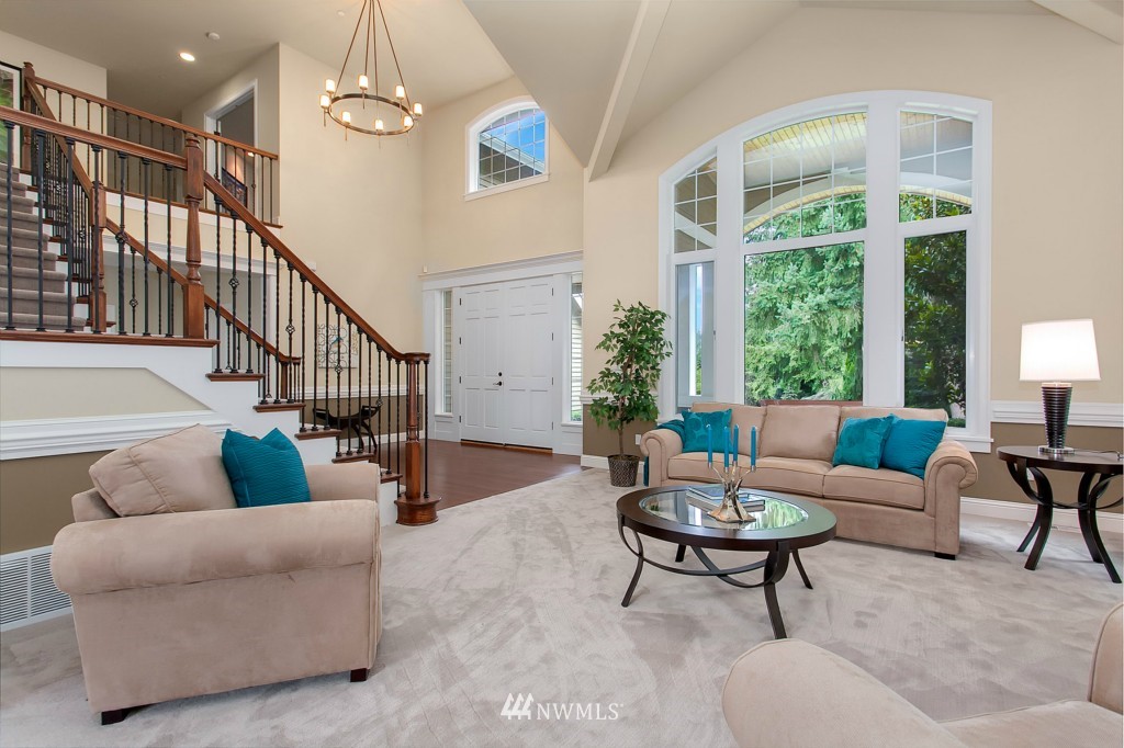23435 35th Avenue Southeast Bothell, WA 98021 - Photo 4 of 24