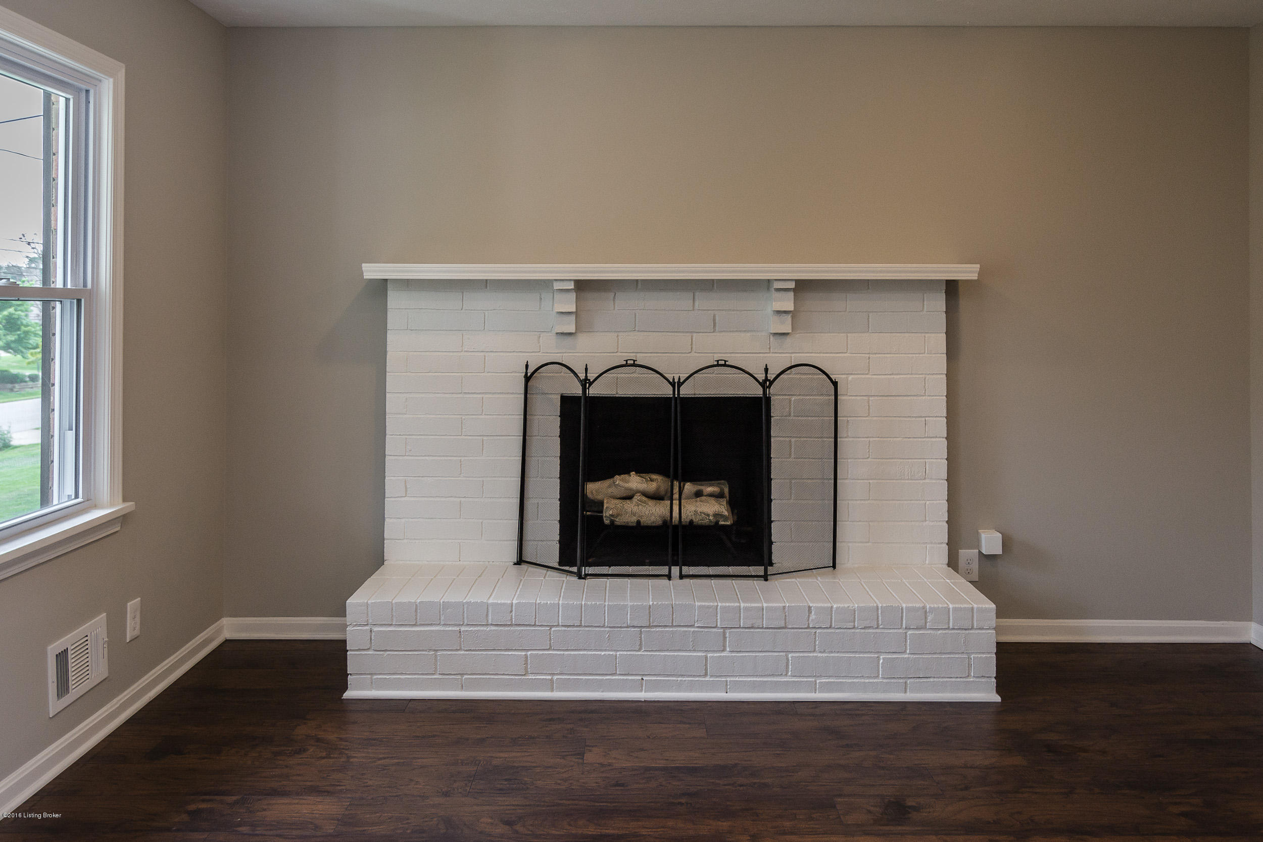 7912 Annella Way Louisville, KY 40219 - Photo 6 of 54 7912 annella way-03