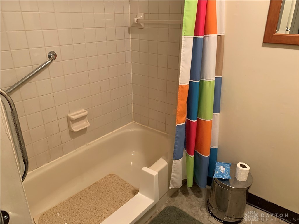 6017 Charlesgate Road Huber Heights, OH 45424 - Photo 15 of 24