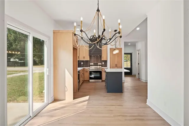 $274,900 | 706 North Main Street, Urich, MO 64788