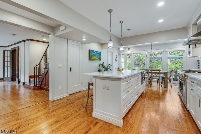 35 Woodland Road Short Hills, NJ 07078 - Photo 19 of 50