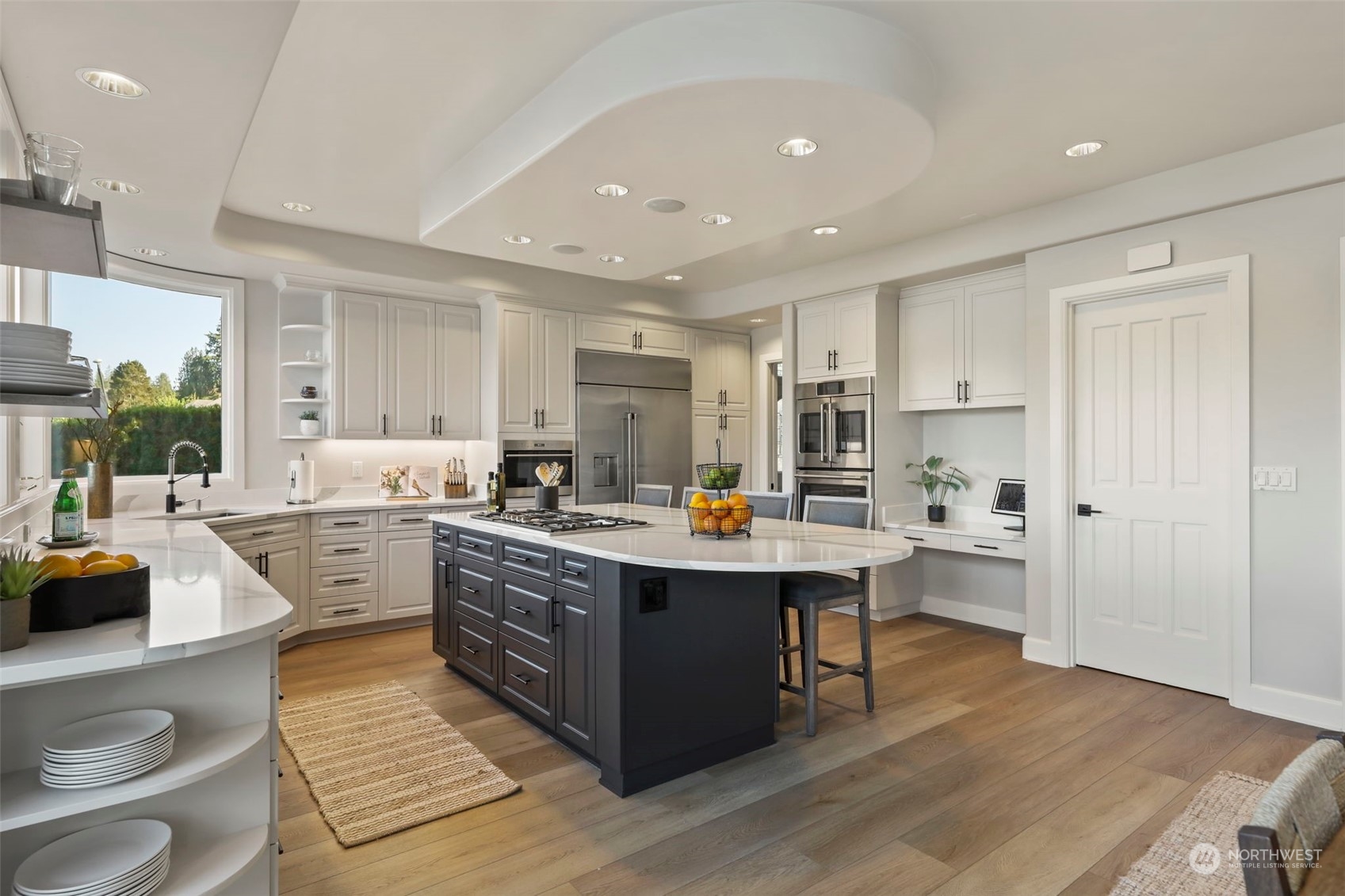 809 Stitch Road Lake Stevens, WA 98258 - Photo 19 of 40 a kitchen with cabinets and window
