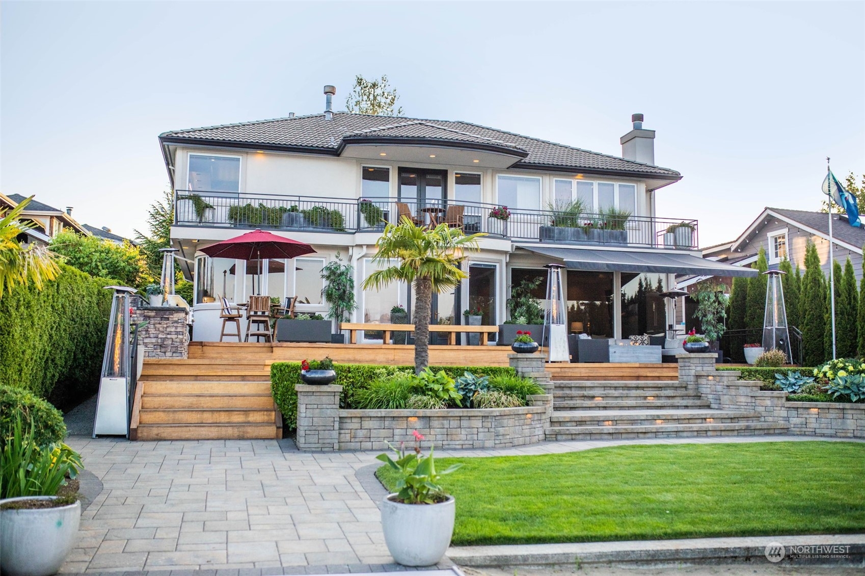 809 Stitch Road Lake Stevens, WA 98258 - Photo 5 of 40 a front view of a house with a porch