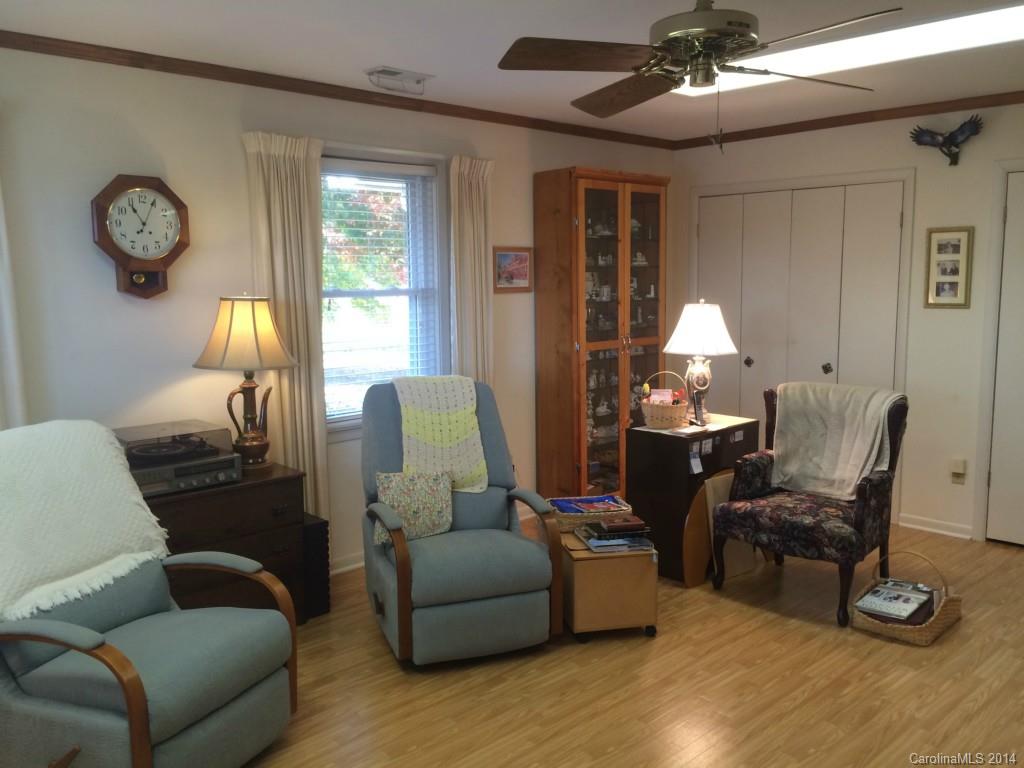 44482 Baldwin Road New London, NC 28127 - Photo 10 of 24 Gallery Image 10