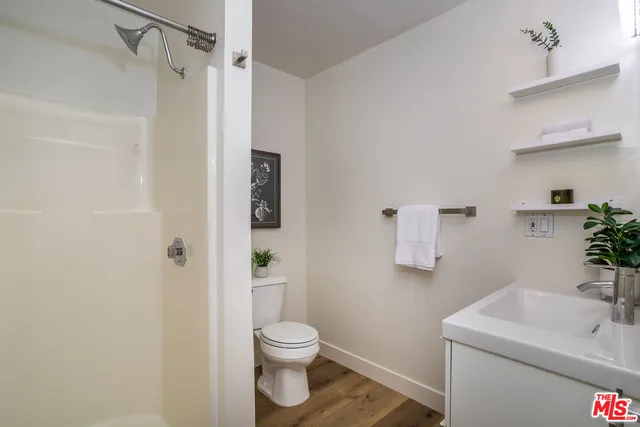 $2,795,000 | 1622 North Orange Grove Avenue, Los Angeles, CA 90046