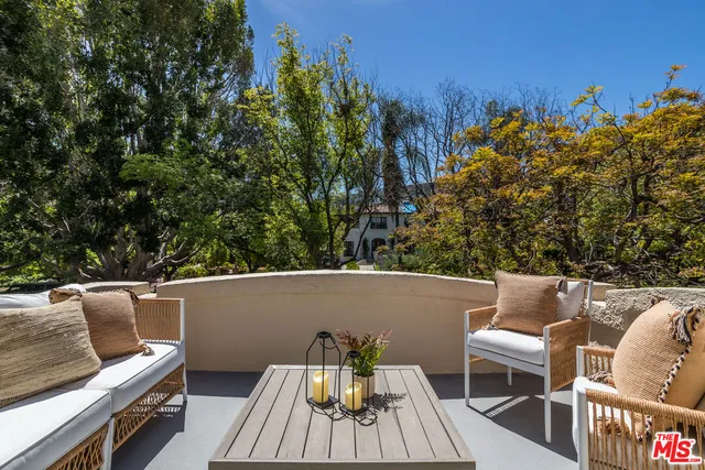$2,795,000 | 1622 North Orange Grove Avenue, Los Angeles, CA 90046