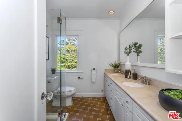 $2,795,000 | 1622 North Orange Grove Avenue, Los Angeles, CA 90046