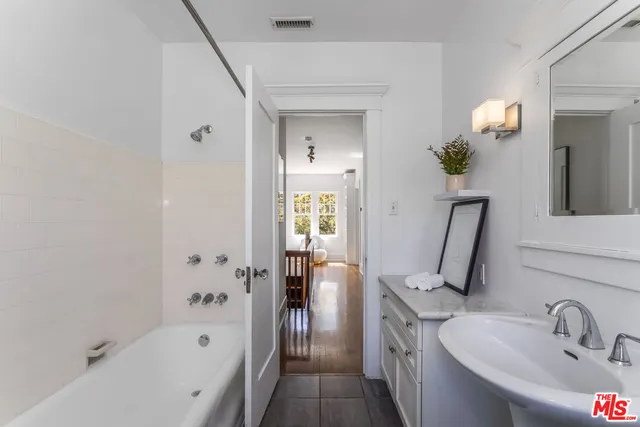 $2,795,000 | 1622 North Orange Grove Avenue, Los Angeles, CA 90046