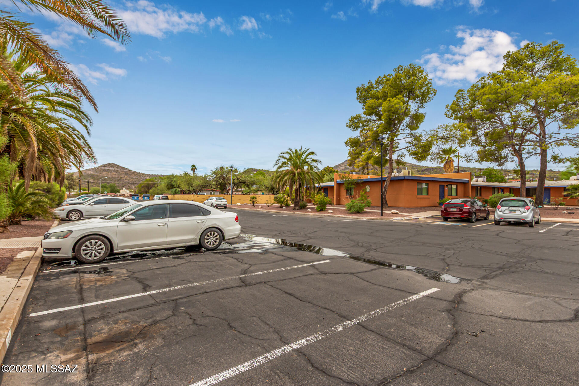 350 North Silverbell Road, Unit 29 Tucson, AZ 85745 - Photo 28 of 33 Gallery Image 28