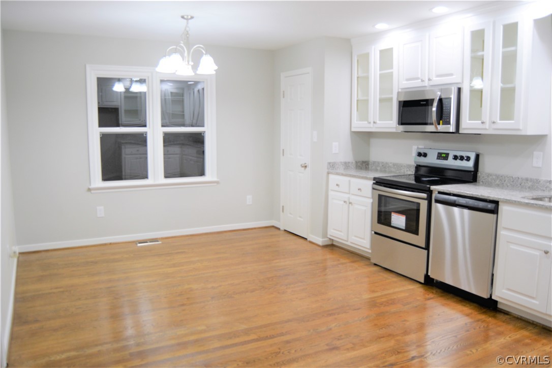 2541 Brookforest Road Midlothian, VA 23112 - Photo 3 of 21