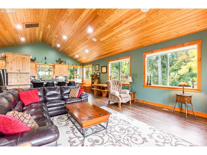 41465 Stayton Scio Road Stayton, OR 97383 - Photo 10 of 32 Gallery Image 10