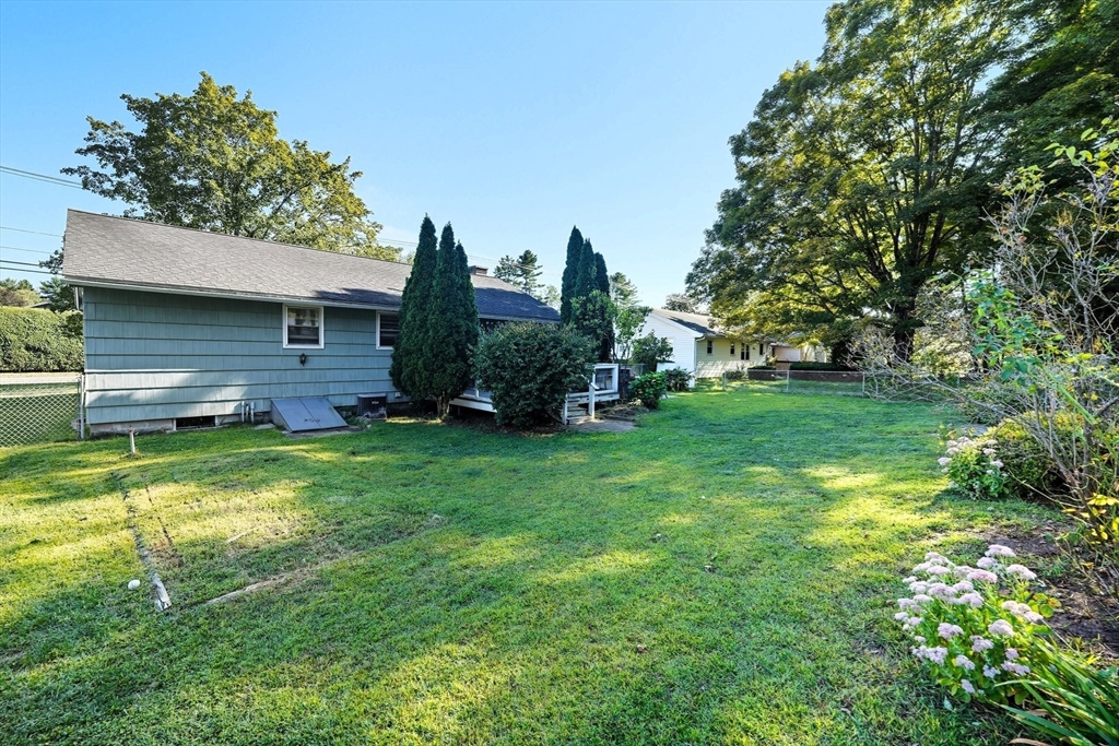 269 Ryan Road Northampton, MA 01062 - Photo 26 of 29