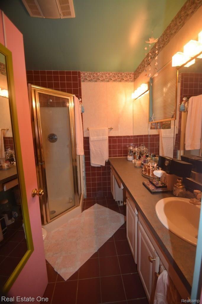 3290 Melvin Avenue Rochester, MI 48307 - Photo 32 of 33 12-DSC_9455.jpg