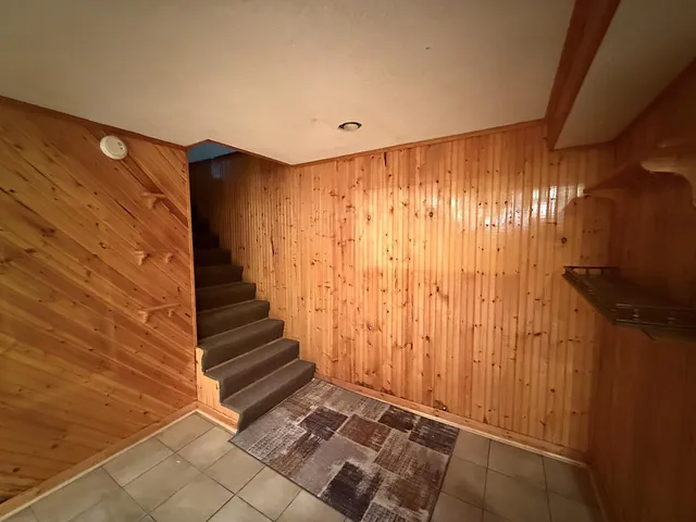 $184,900 | 421 9th Avenue, Madison, MN 56256