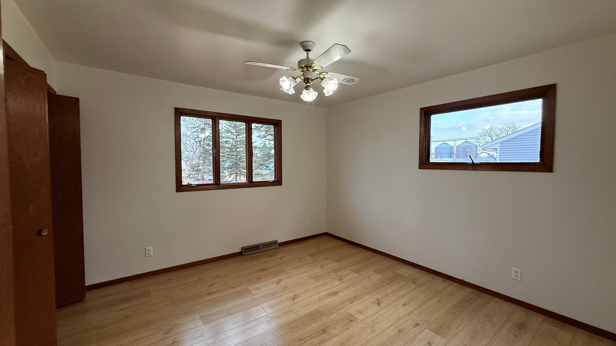 421 9th Avenue Madison, MN 56256 - Photo 30 of 64