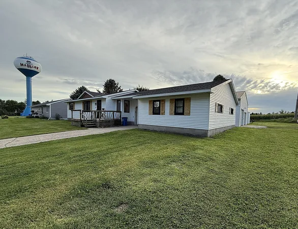 $175,000 | 421 9th Avenue, Madison, MN 56256