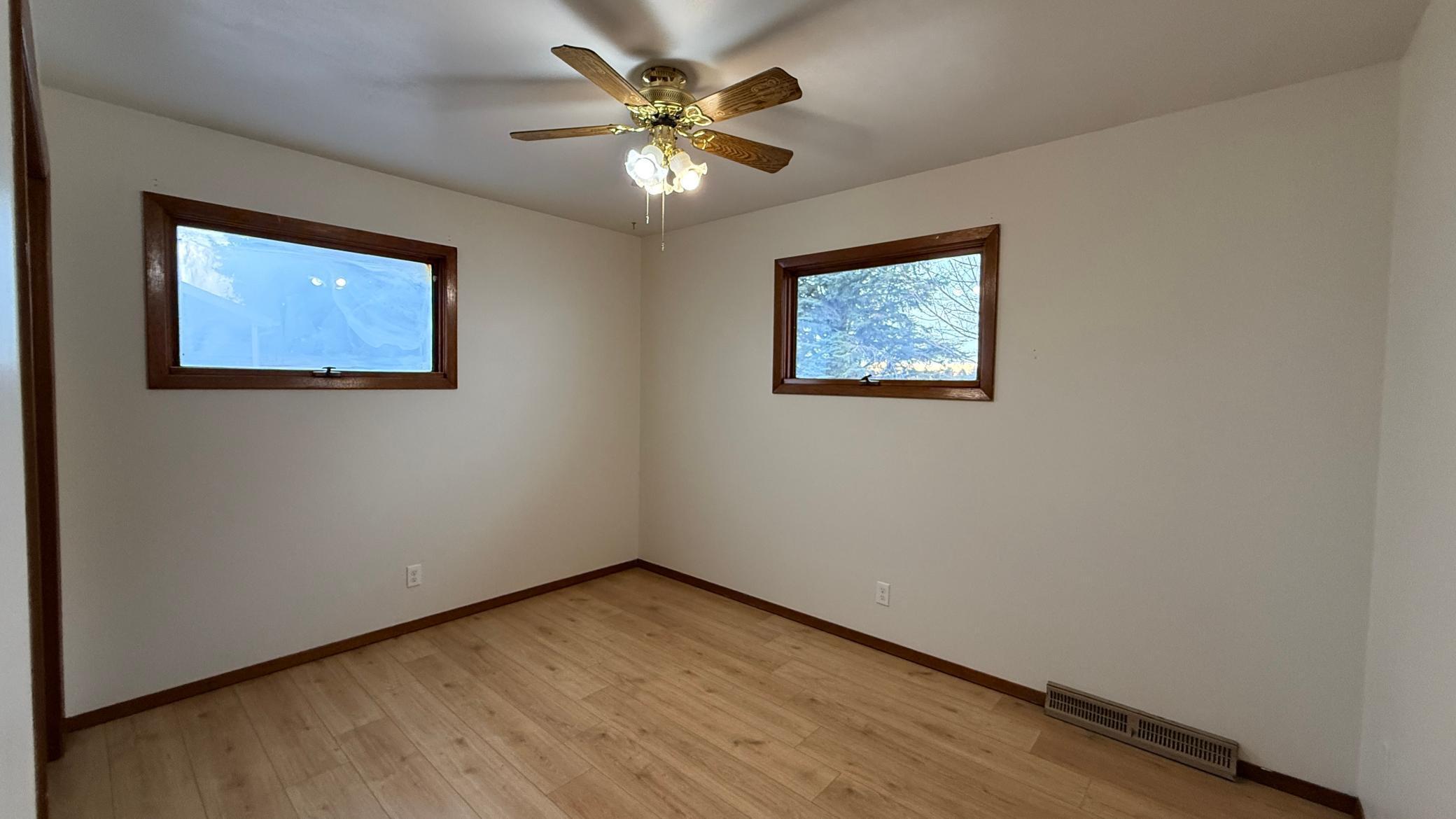 421 9th Avenue Madison, MN 56256 - Photo 35 of 64