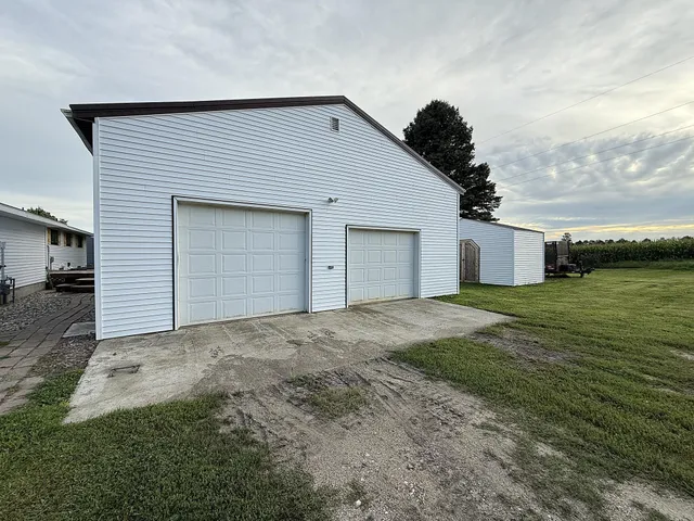 $184,900 | 421 9th Avenue, Madison, MN 56256