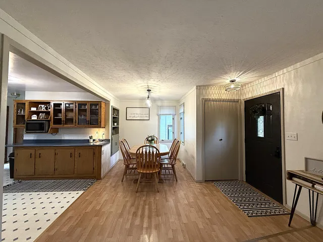 $184,900 | 421 9th Avenue, Madison, MN 56256