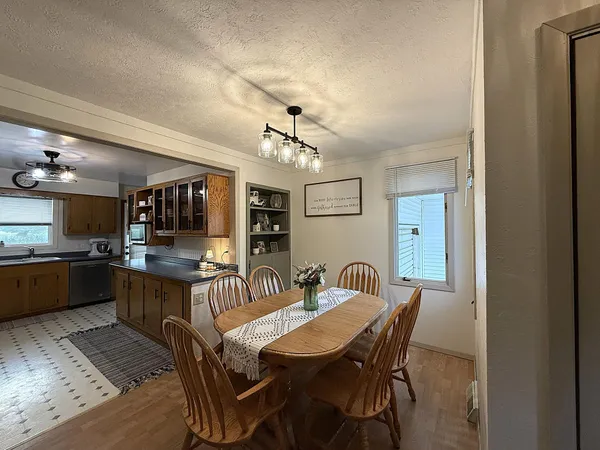 $175,000 | 421 9th Avenue, Madison, MN 56256